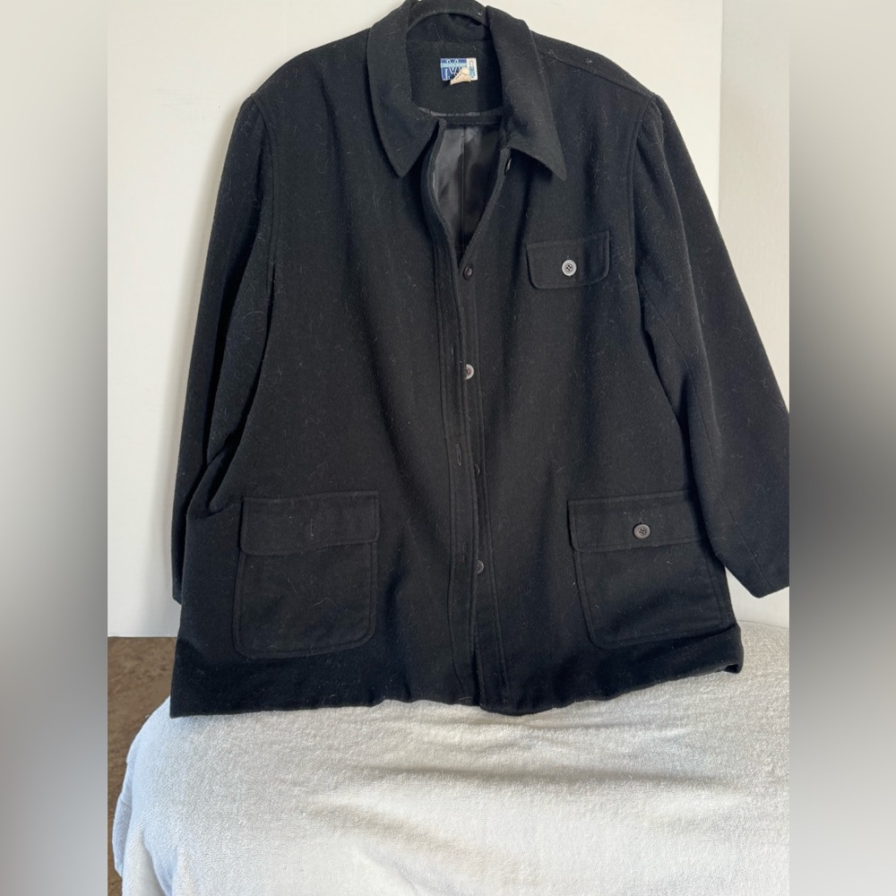 Elegant Black Utility Jacket for Women